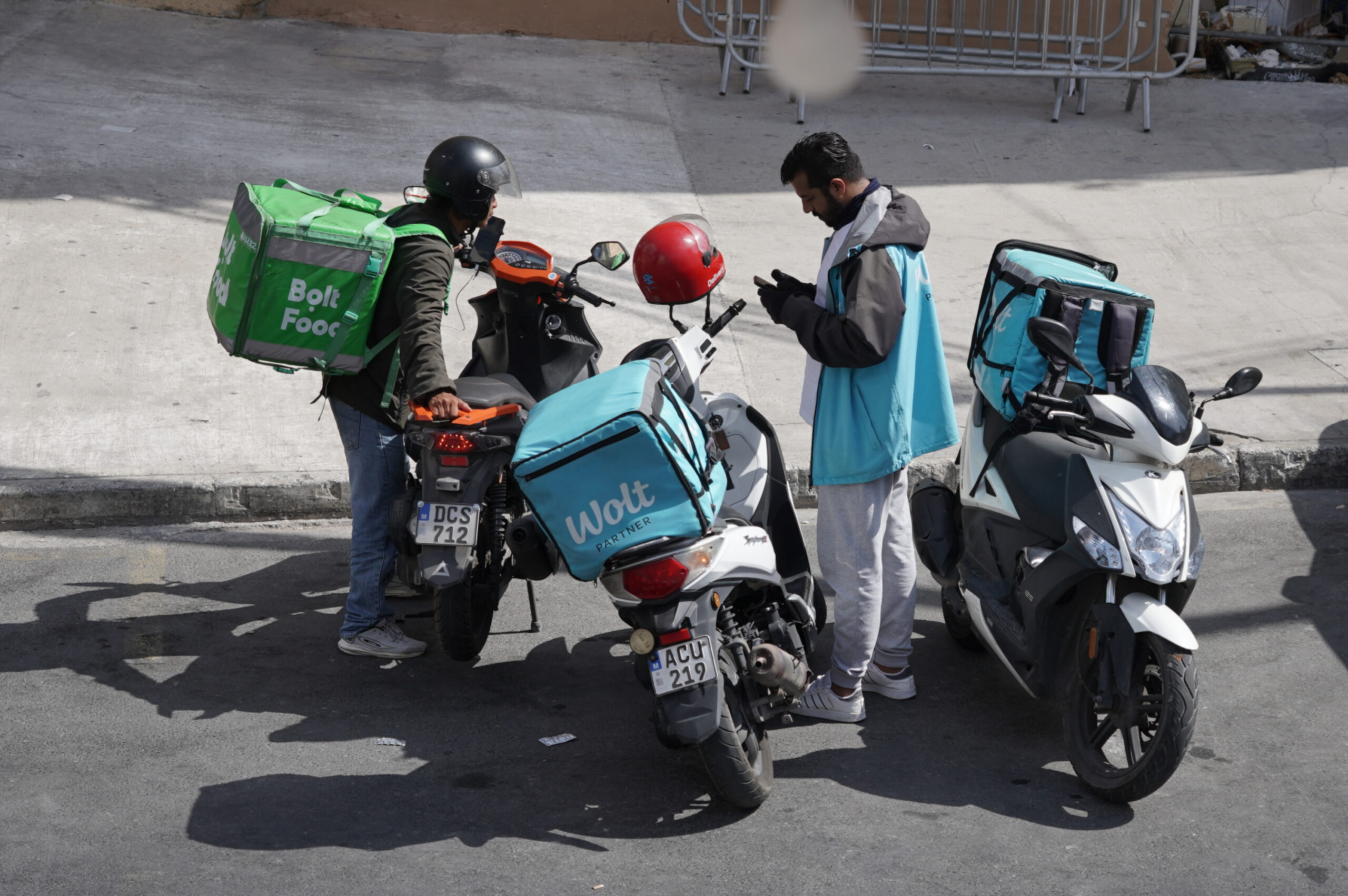 Employment watchdog investigation uncovers €200,000 in unpaid wages for couriers Employment watchdog investigation uncovers €200,000 in unpaid wages for couriers