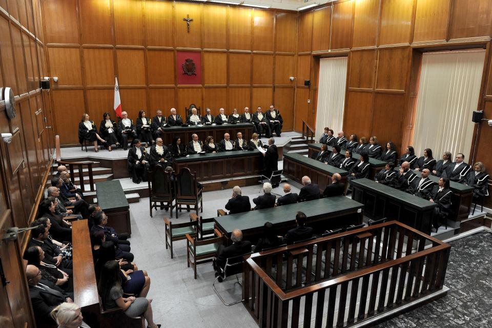 Government presents law introducing Commissioner for Standards of Judiciary Government presents law introducing Commissioner for Standards of Judiciary